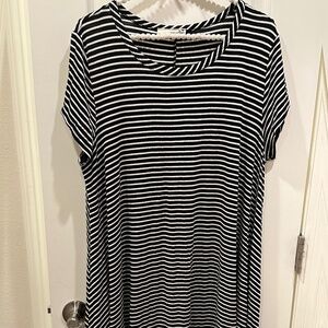 Super Comfy & Super Soft Forever Rose Couture 2x White & Black Striped Dress
